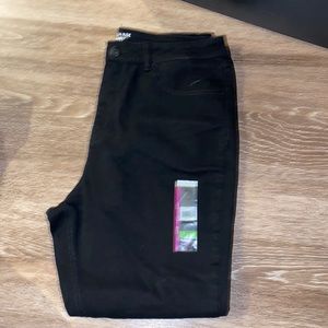 Black high rise skinny jeans